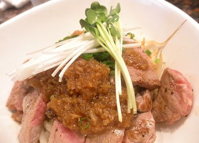 ステーキダイニング鷹_ステーキ丼.jpg